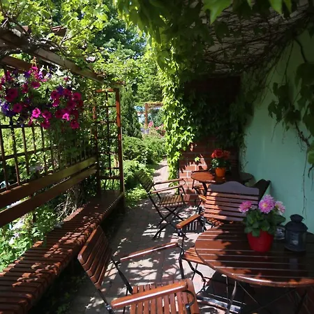 Dom Wypoczynkowy Anna Homestay Kolobrzeg