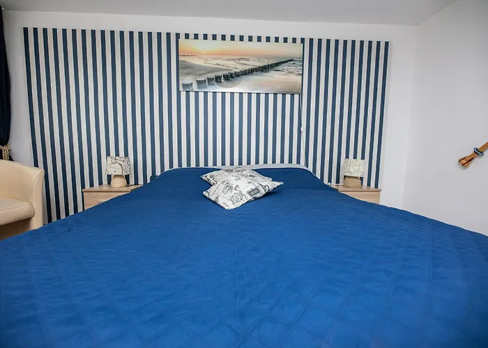 Anna Alloggio in famiglia *