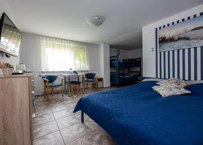 Anna Alloggio in famiglia